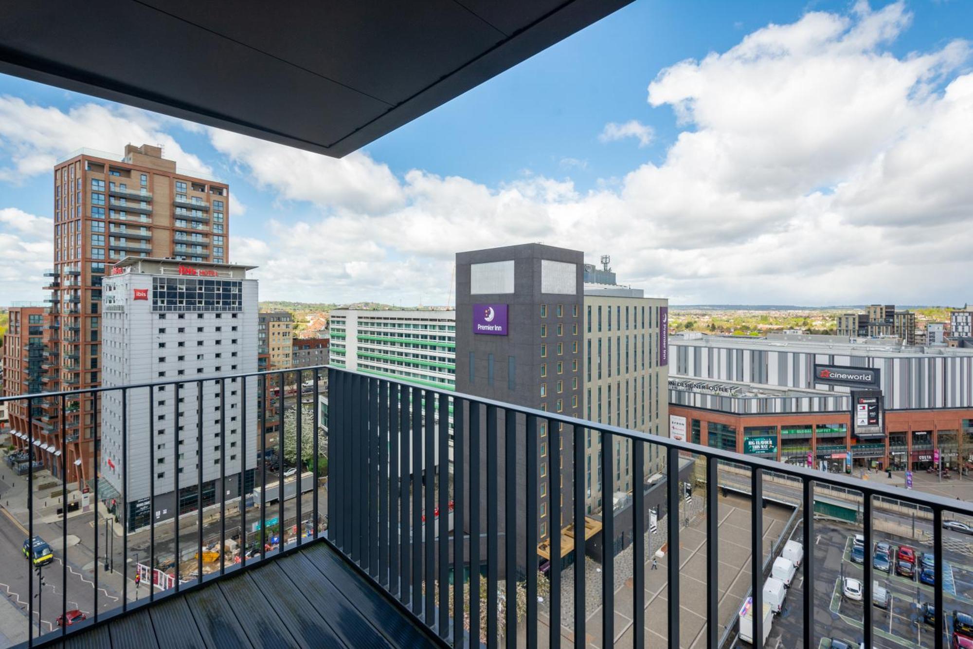 Mysquare State-Of-The-Art 1 Bedroom Apartments Near Wembley Park London Eksteriør bilde